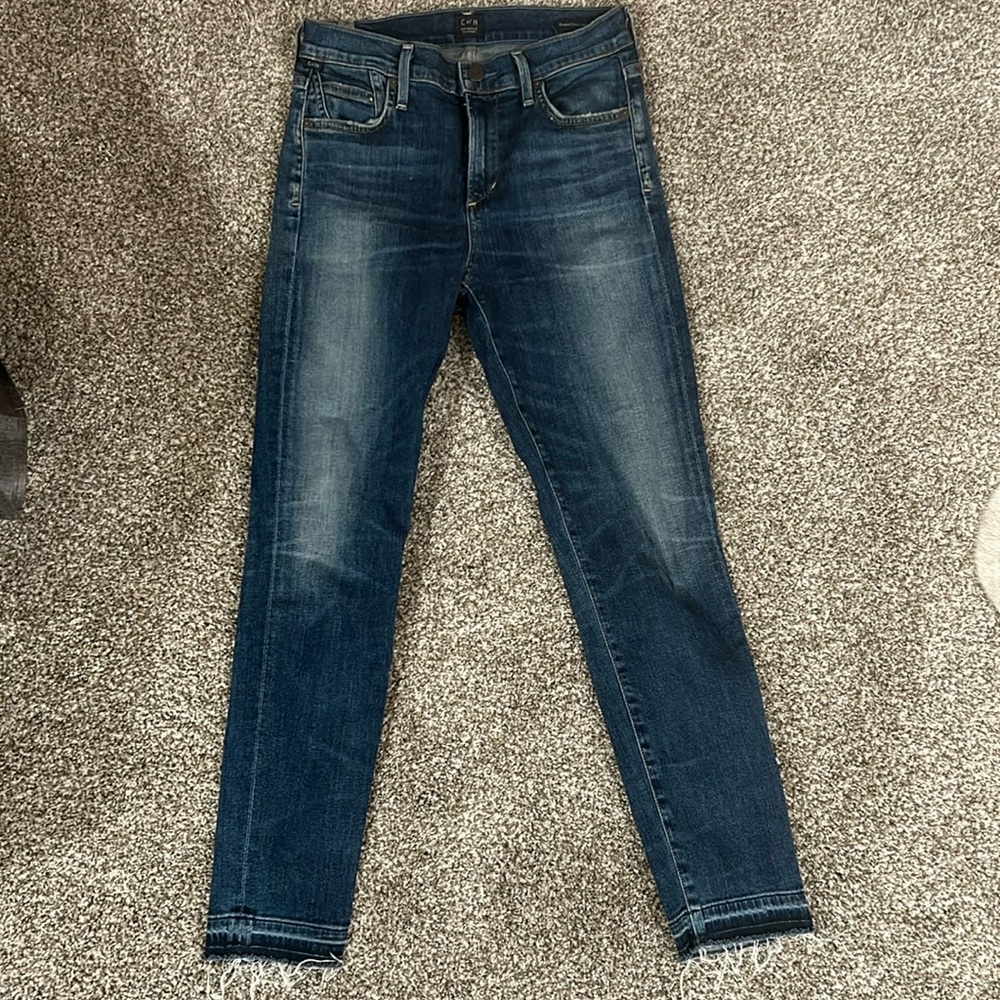 Citizens of Humanity distressed denim- rocket crop high rise skinny